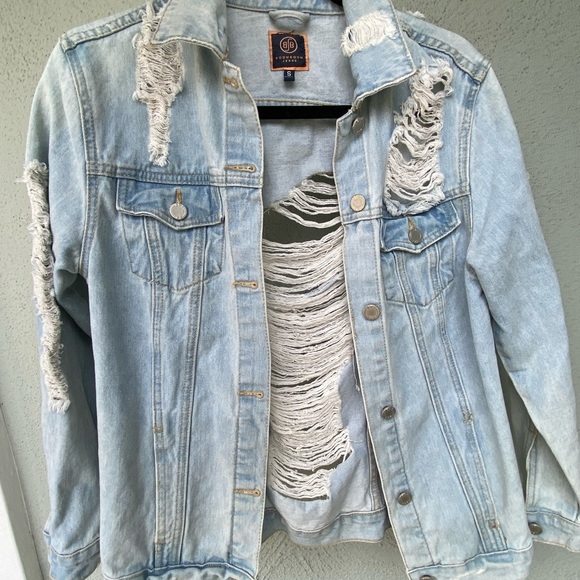Boom Boom Ripped Jean Jacket (S) - Picture 4 of 9